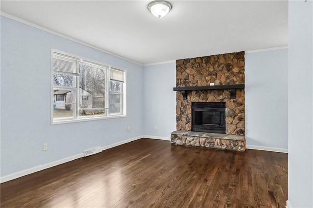 5128 N Richmond Avenue, Kansas City, MO 64119