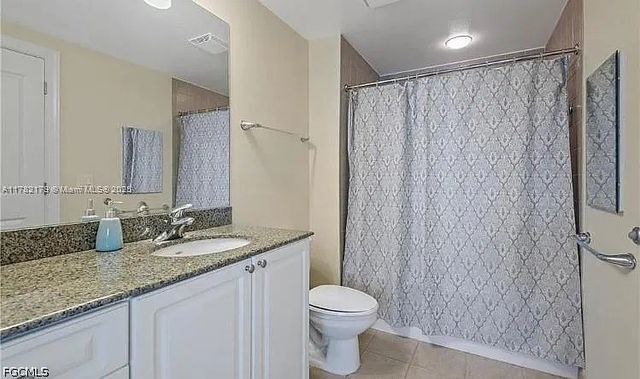 2825 Palm Beach BLVD 418, Fort Myers, FL 33916