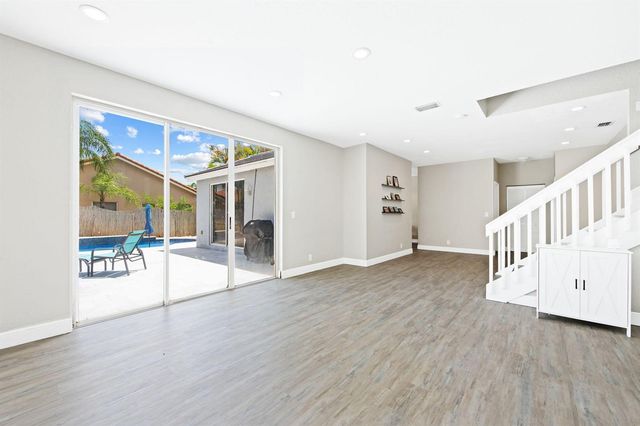 11038 Harbour Springs Circle, Boca Raton, FL 33428