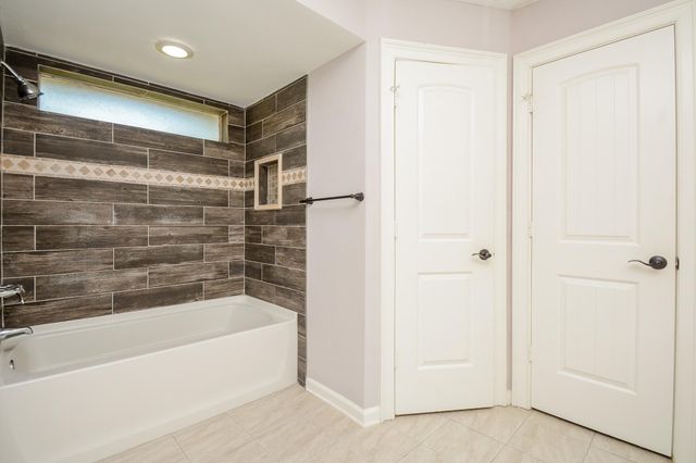 11610 Cypresswood Drive, Houston, TX 77070