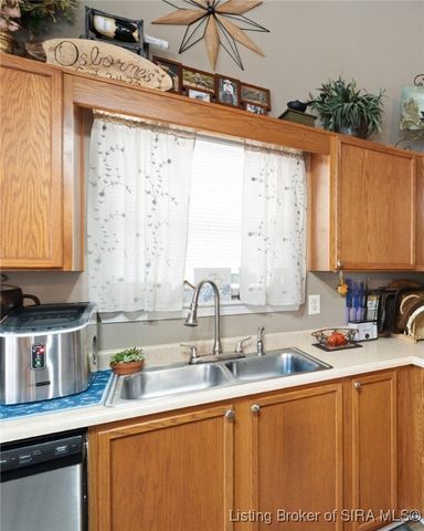 9057 Woodford Drive, Charlestown, IN 47111