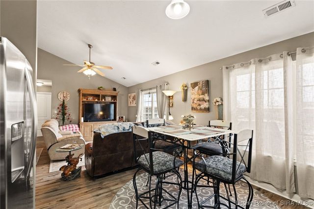 9057 Woodford Drive, Charlestown, IN 47111