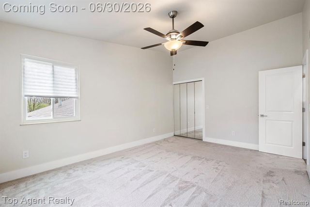 38887 Country Circle, Farmington Hills, MI 48331