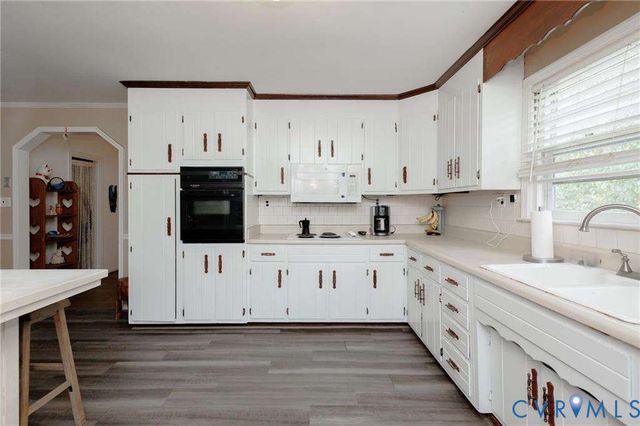 4613 Tatum Rd, Disputanta, VA 23842