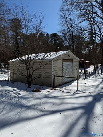 4613 Tatum Rd, Disputanta, VA 23842