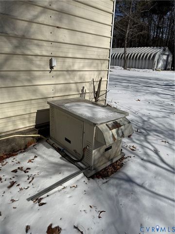 4613 Tatum Rd, Disputanta, VA 23842