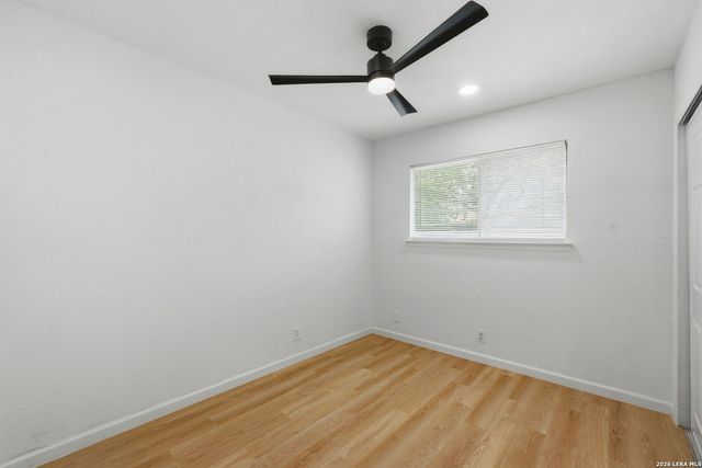 9435 STONES RIVER DR, San Antonio, TX 78245