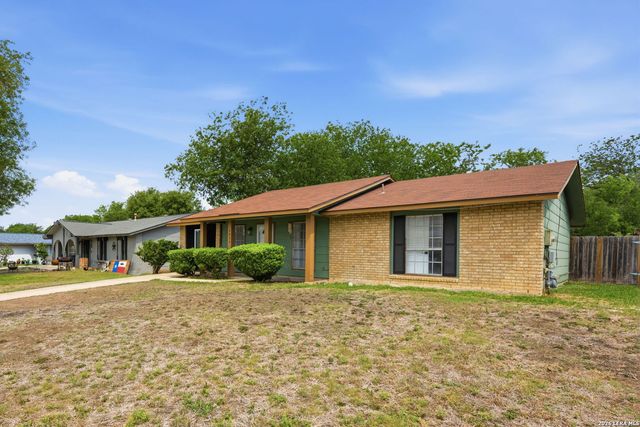 9435 STONES RIVER DR, San Antonio, TX 78245