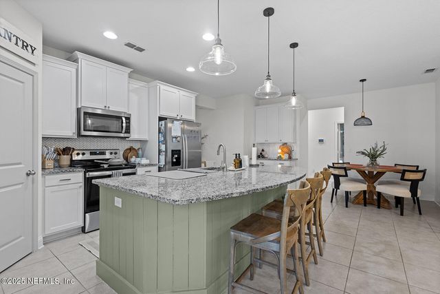 2692 DAYLILY Lane, Jacksonville, FL 32226