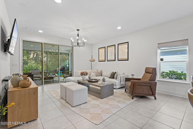 2692 DAYLILY Lane, Jacksonville, FL 32226