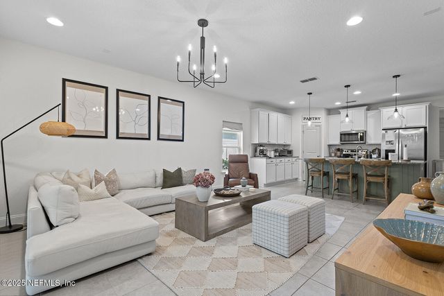 2692 DAYLILY Lane, Jacksonville, FL 32226