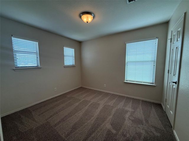 640 New Country RD, Kyle, TX 78640