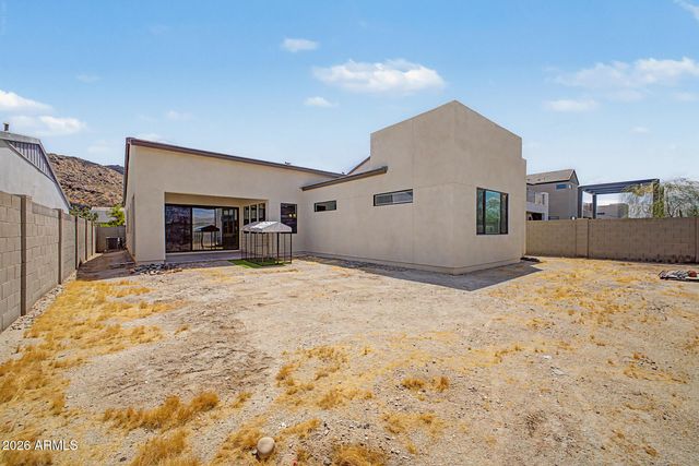 1122 E MONTE Way, Phoenix, AZ 85042