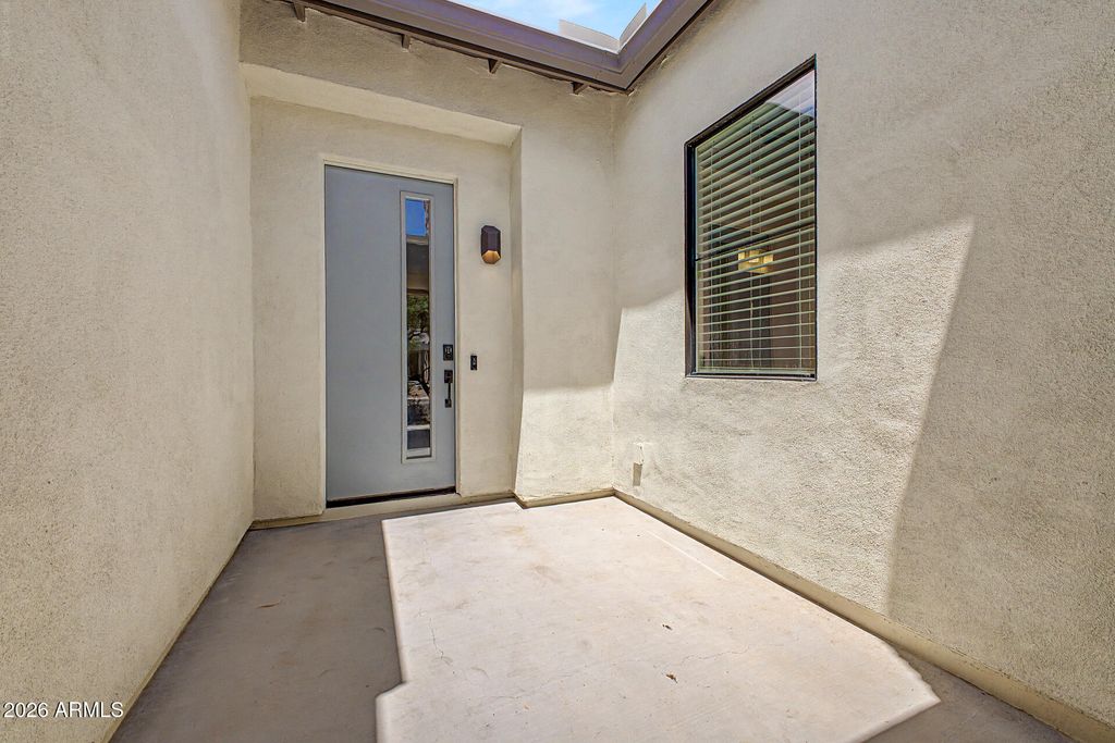 1122 E MONTE Way, Phoenix, AZ 85042 — photo 4