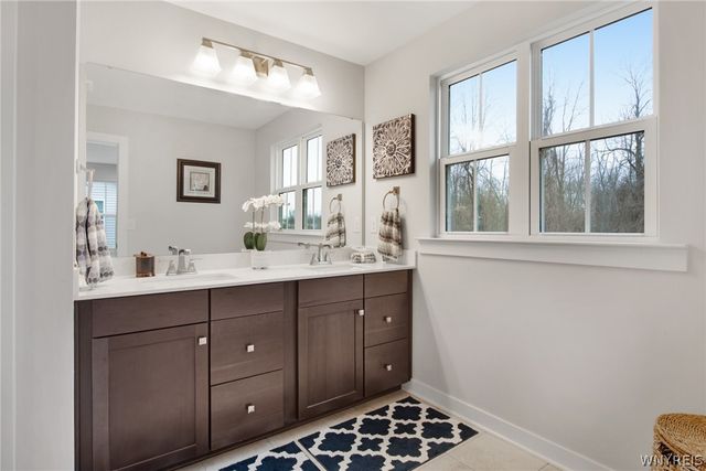 94 Lynette, Amherst, NY 14228