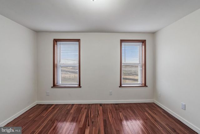 535 BRUNSWICK AVE, Trenton, NJ 08638