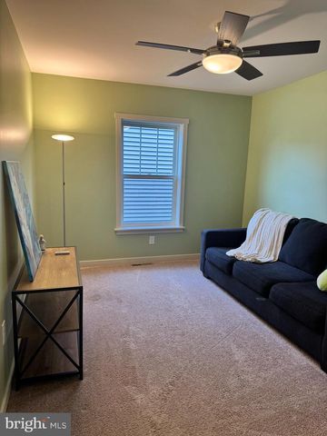 6217 OVERVIEW LN, Harrisburg, PA 17111
