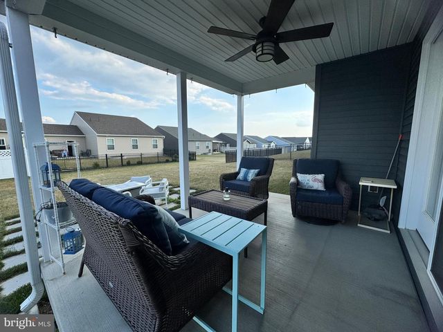 6217 OVERVIEW LN, Harrisburg, PA 17111