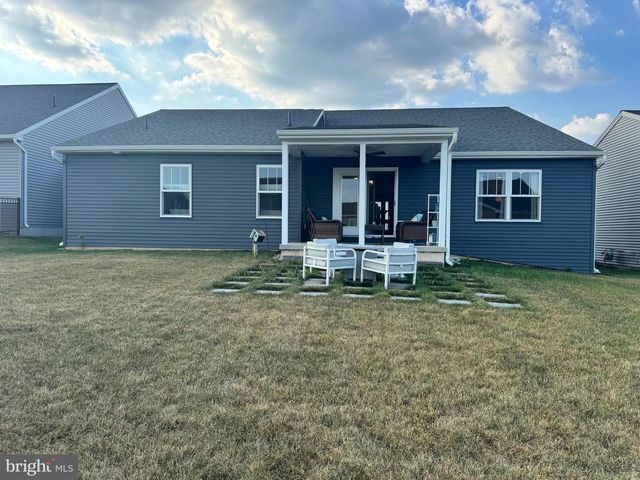 6217 OVERVIEW LN, Harrisburg, PA 17111
