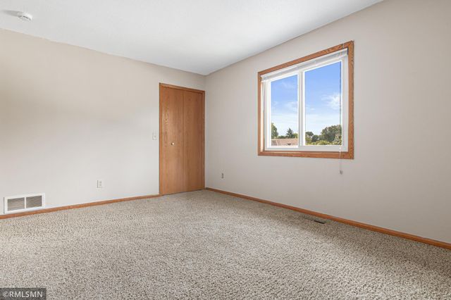 3300 Greenbrier Street 3300C, Vadnais Heights, MN 55127