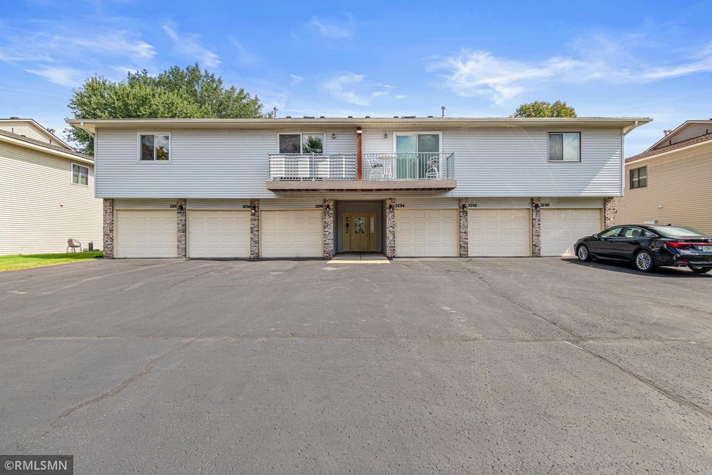 3300 Greenbrier Street 3300C, Vadnais Heights, MN 55127