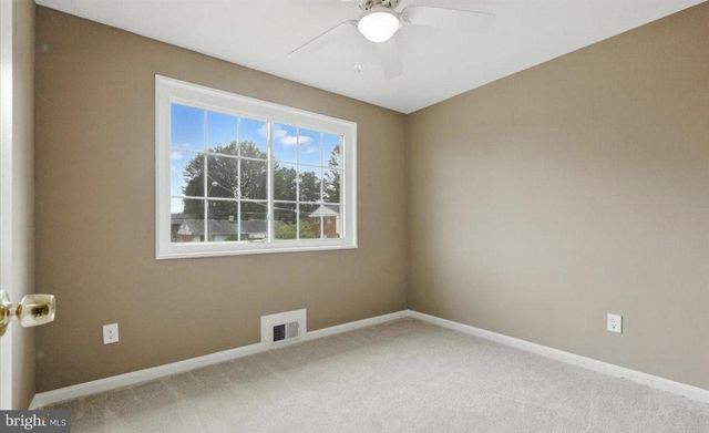 1304 RAY RD, Hyattsville, MD 20782