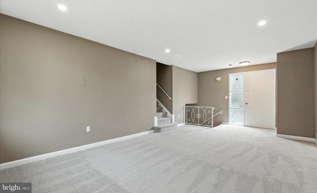 1304 RAY RD, Hyattsville, MD 20782