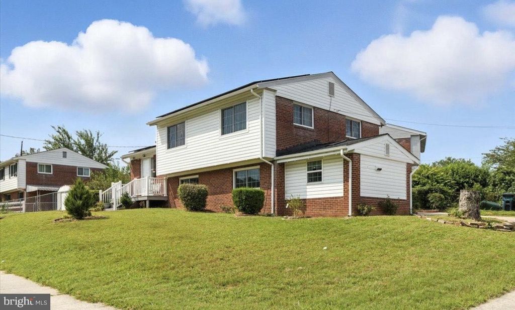 1304 RAY RD, Hyattsville, MD 20782