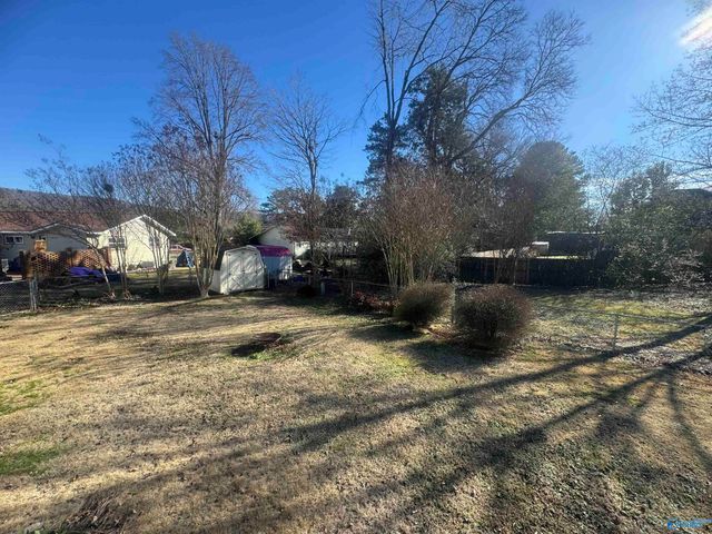 9904 Willow Cove Road, Huntsville, AL 35802