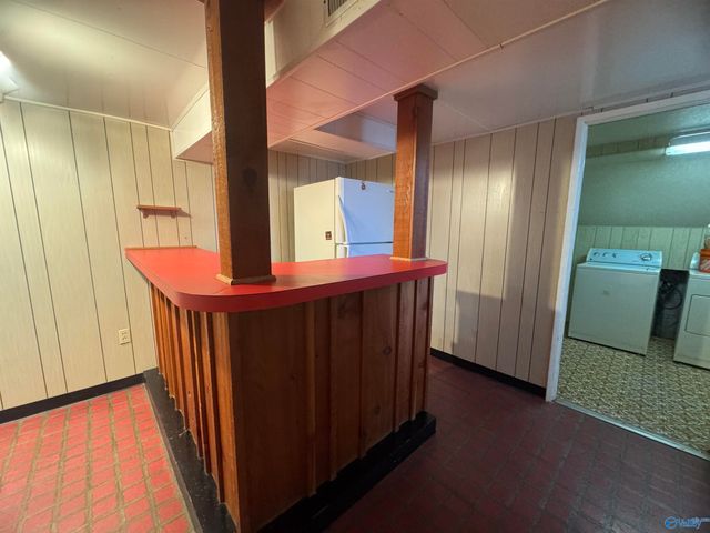 9904 Willow Cove Road, Huntsville, AL 35802