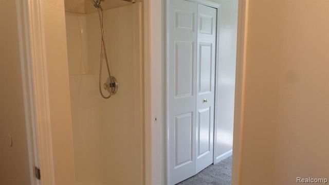 27221 Blum Street, Roseville, MI 48066