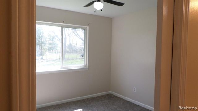 27221 Blum Street, Roseville, MI 48066