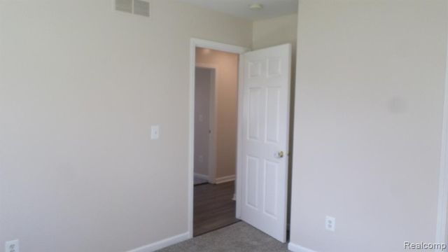 27221 Blum Street, Roseville, MI 48066