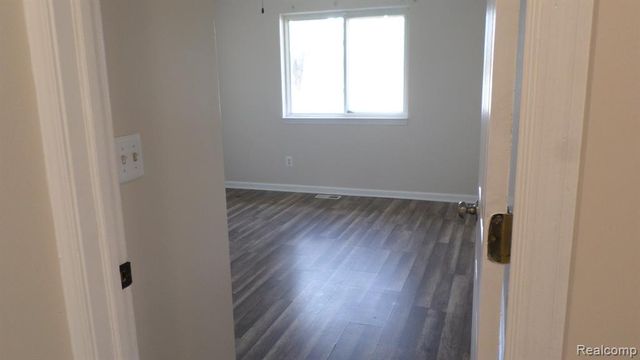 27221 Blum Street, Roseville, MI 48066