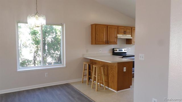 27221 Blum Street, Roseville, MI 48066