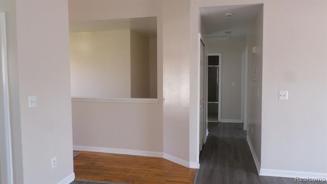 27221 Blum Street, Roseville, MI 48066