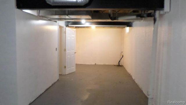 27221 Blum Street, Roseville, MI 48066