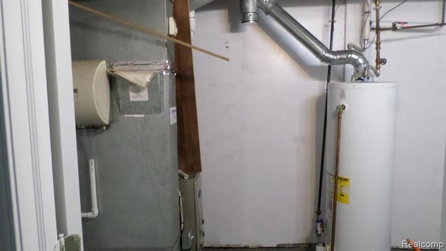 27221 Blum Street, Roseville, MI 48066