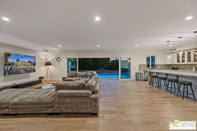 73042 Willow Street, Palm Desert, CA 92260