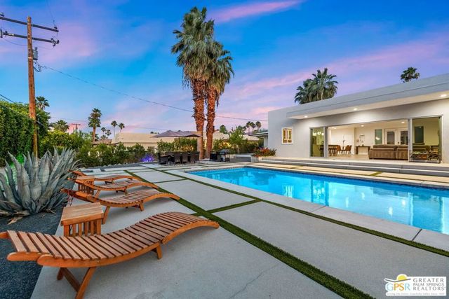 73042 Willow Street, Palm Desert, CA 92260