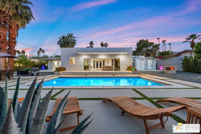 73042 Willow Street, Palm Desert, CA 92260