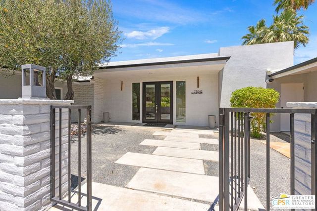 73042 Willow Street, Palm Desert, CA 92260
