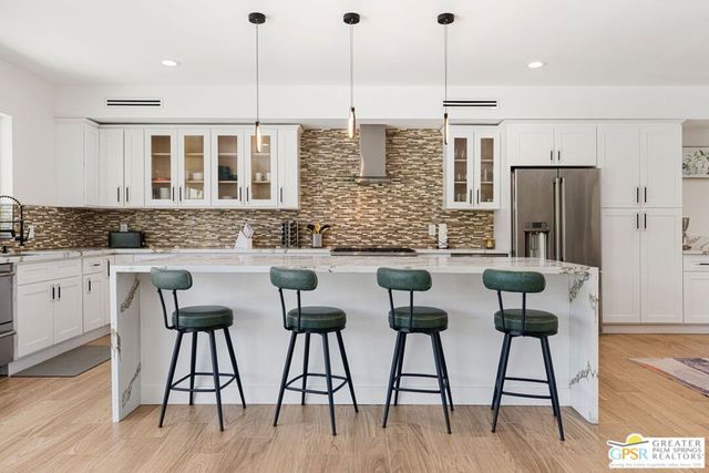 73042 Willow Street, Palm Desert, CA 92260