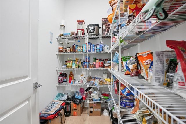 9013 MISSISSIPPI RUN, Weeki Wachee, FL 34613