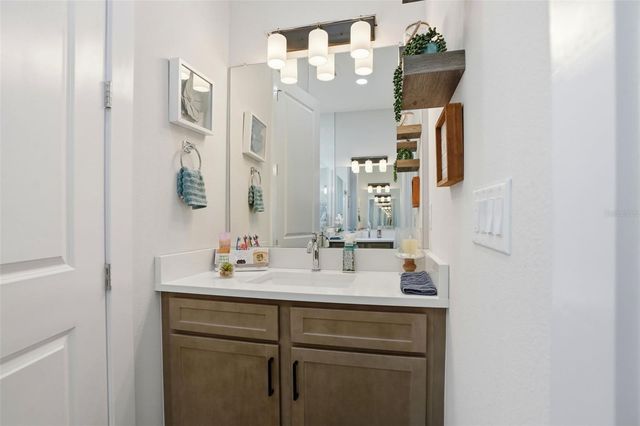 9013 MISSISSIPPI RUN, Weeki Wachee, FL 34613