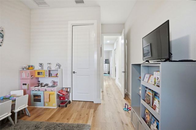 9013 MISSISSIPPI RUN, Weeki Wachee, FL 34613