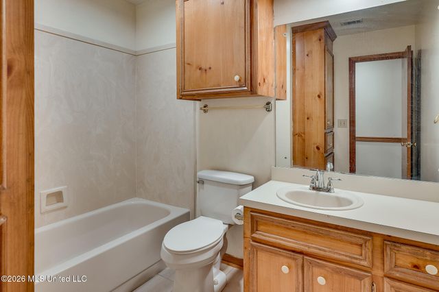 551 Buchanan Drive, Byram, MS 39272