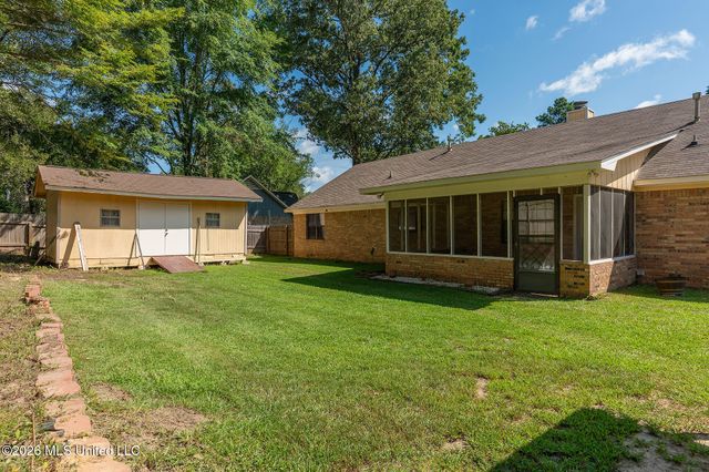 551 Buchanan Drive, Byram, MS 39272