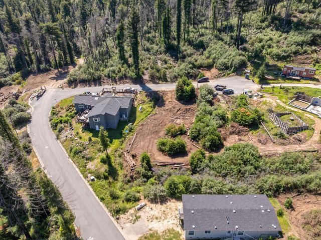 122 Cypress Tree Lane, Boulder Creek, CA 95006