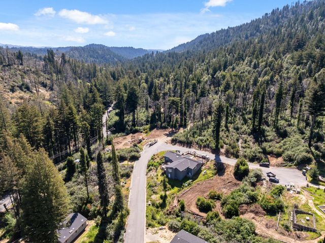 122 Cypress Tree Lane, Boulder Creek, CA 95006